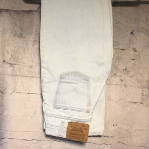 Levi jeans faded look